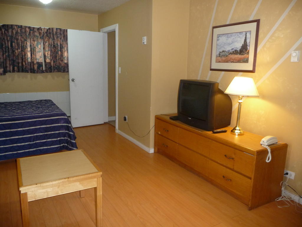 Intercity Motel Burnaby Room photo