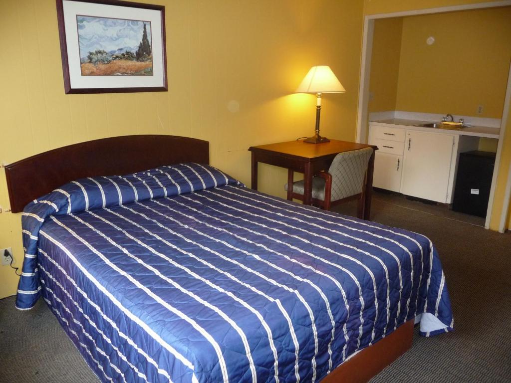 Intercity Motel Burnaby Exterior photo